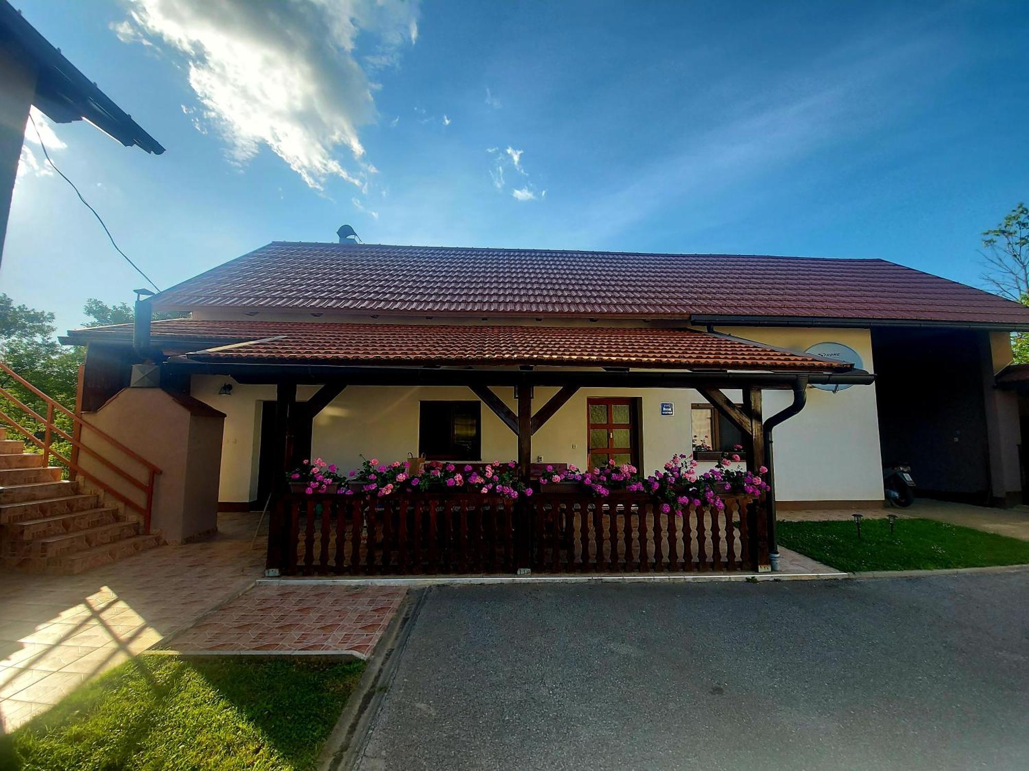 Guest House Gacka Rogic Otočac Dış mekan fotoğraf